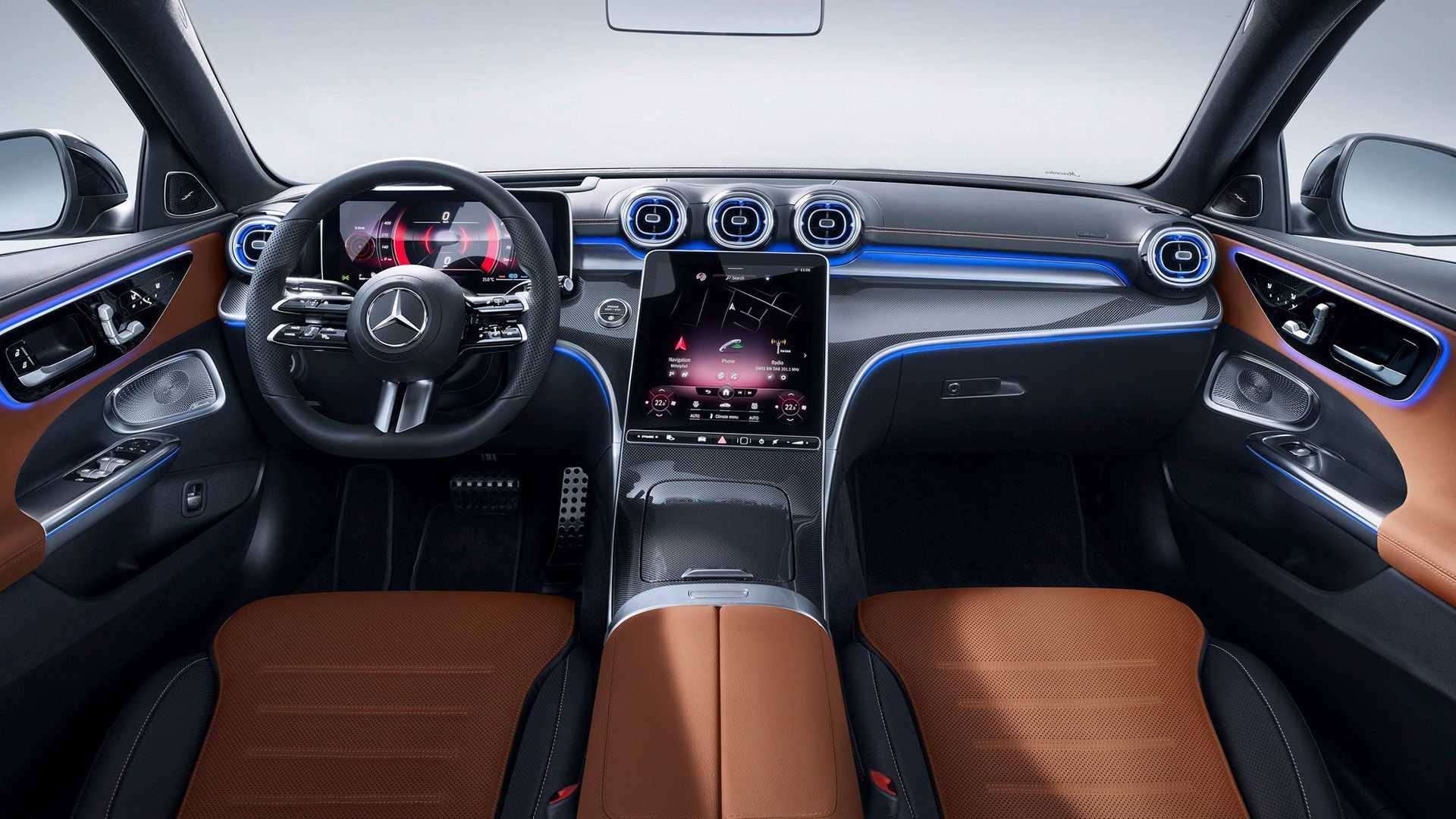 Nuova Mercedes Classe C 2021: le immagini ufficiali