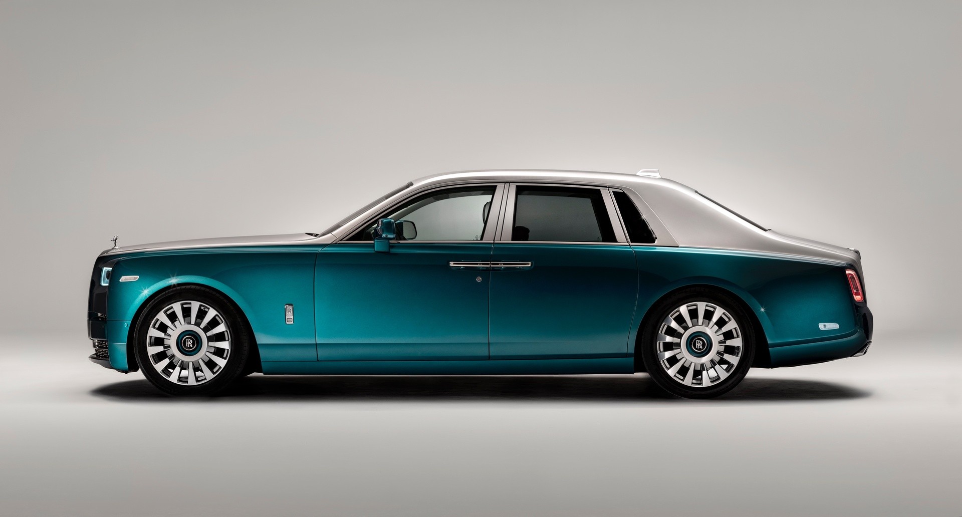 Rolls-Royce Phantom 