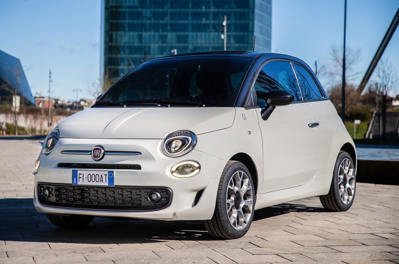 Fiat 500 Hey Google