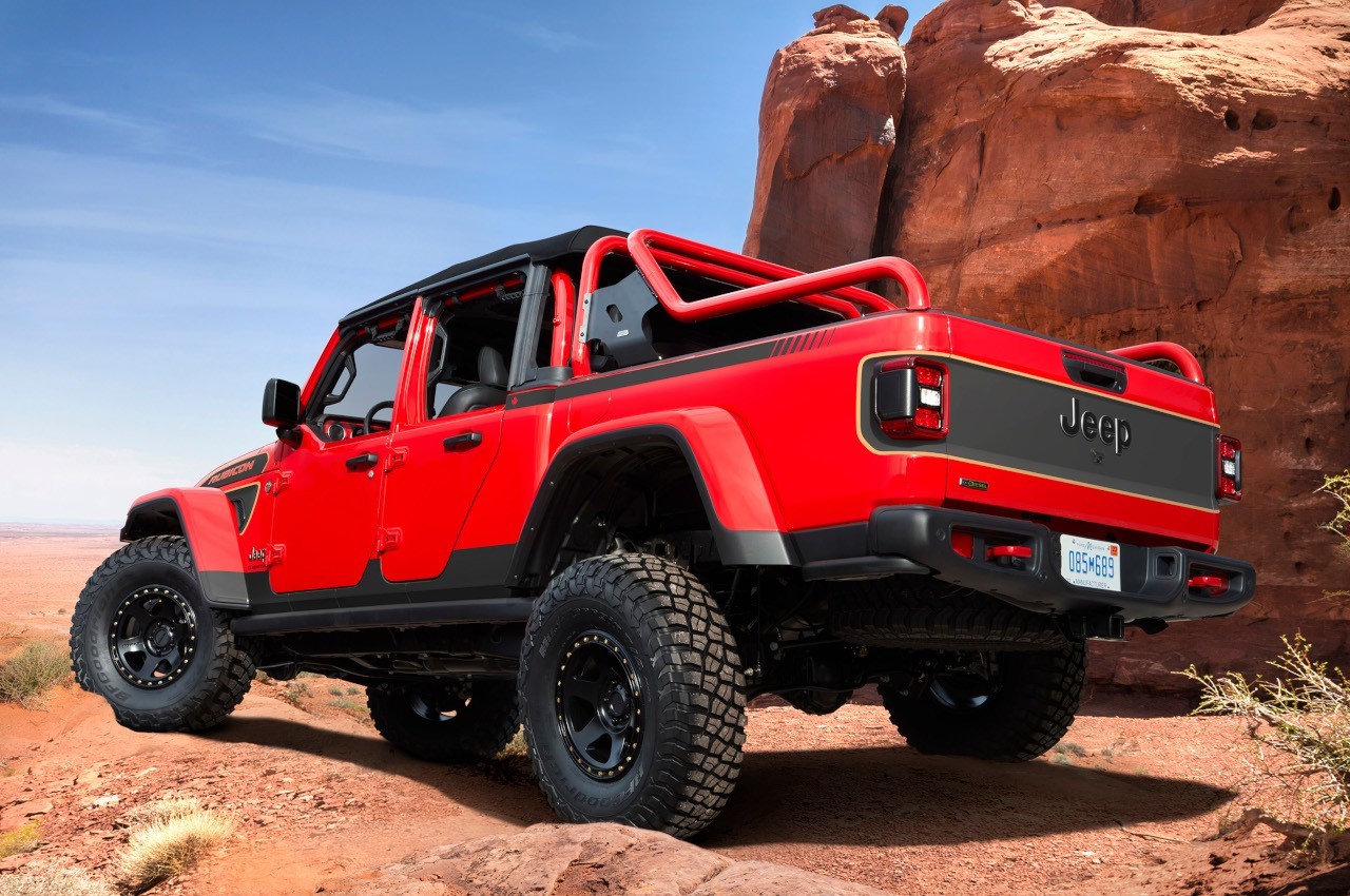 Jeep Red Bare Gladiator Rubicon Concept per l'Easter Safari 2021