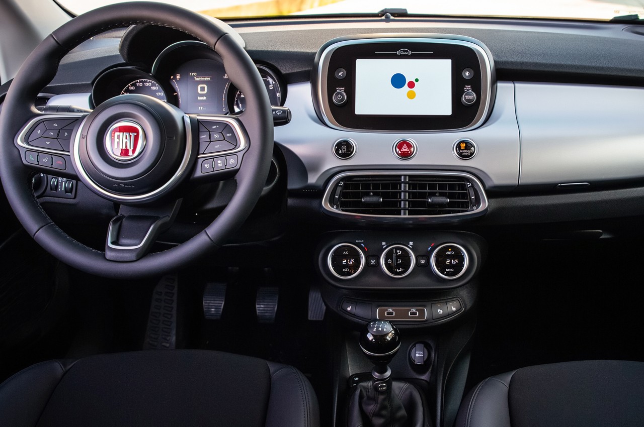 Fiat 500 Hey Google