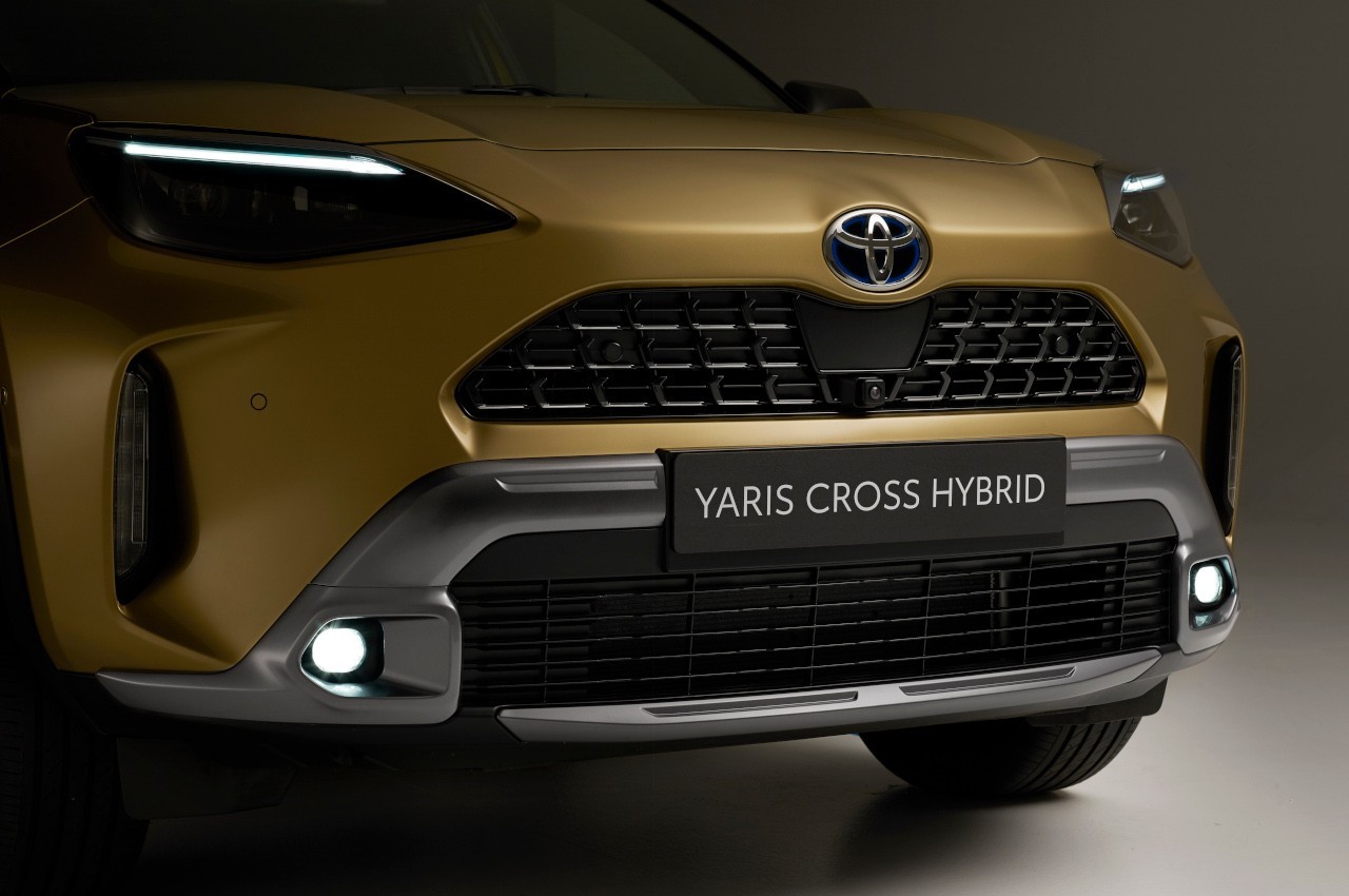 Toyota Yaris Cross Premiere Edition 2021: immagini ufficiali