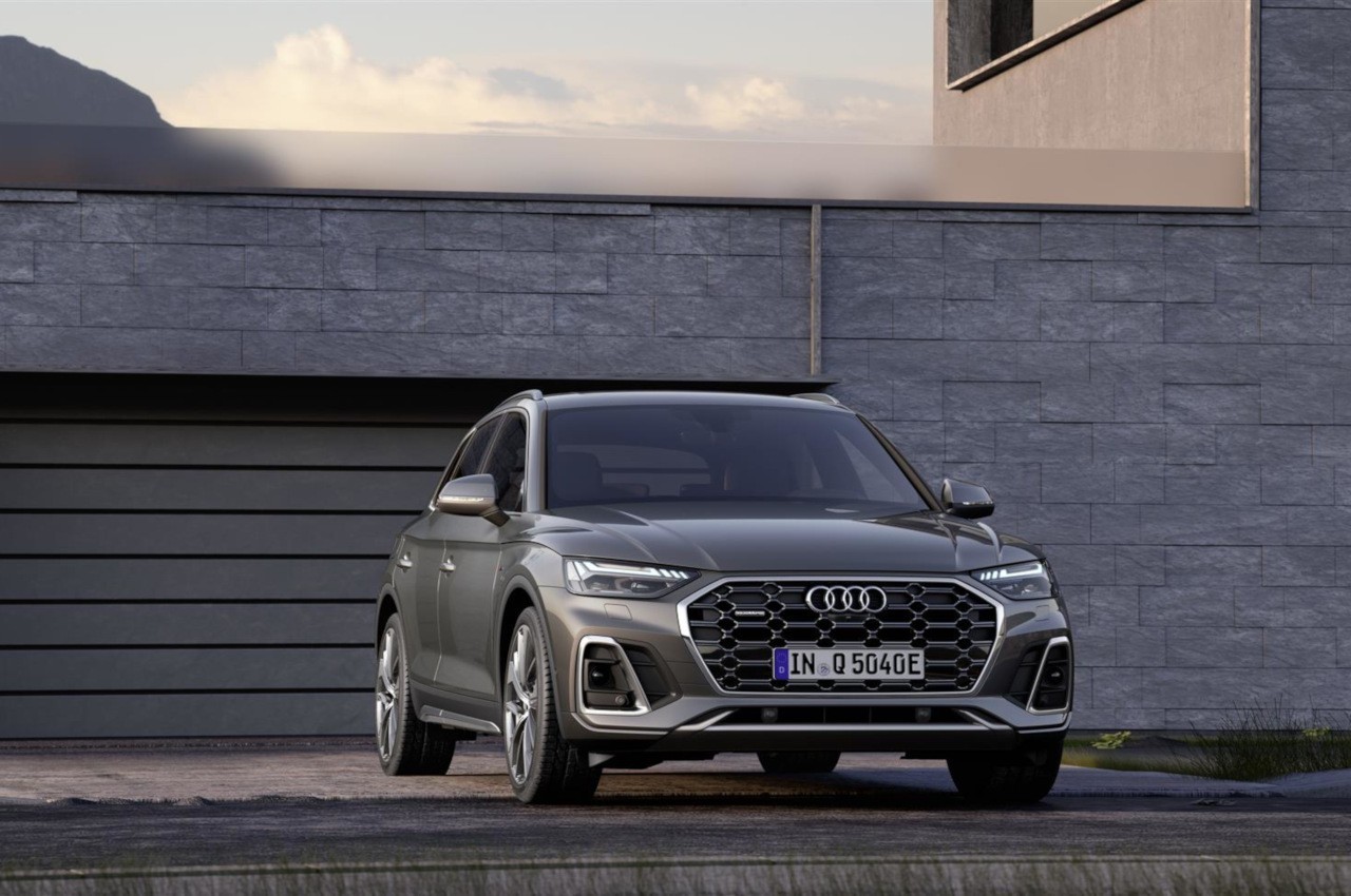 Audi Q5 TFSI e quattro S tronic 2021: immagini ufficiali