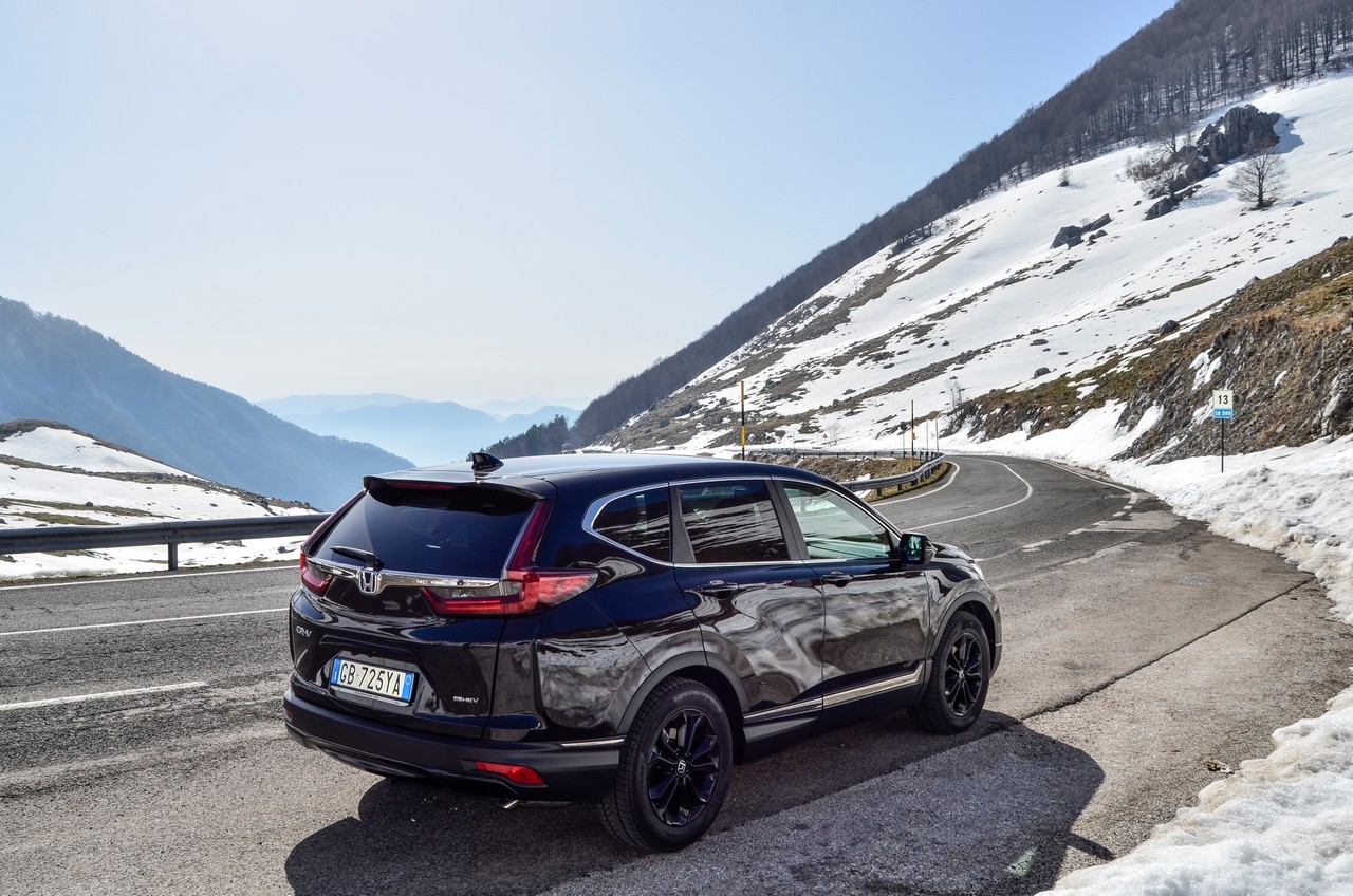 Honda CR-V e:HEV Sport Line: prova su strada