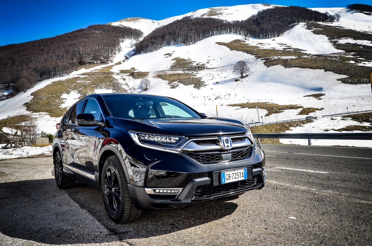 Honda CR-V e:HEV Sport Line: prova su strada