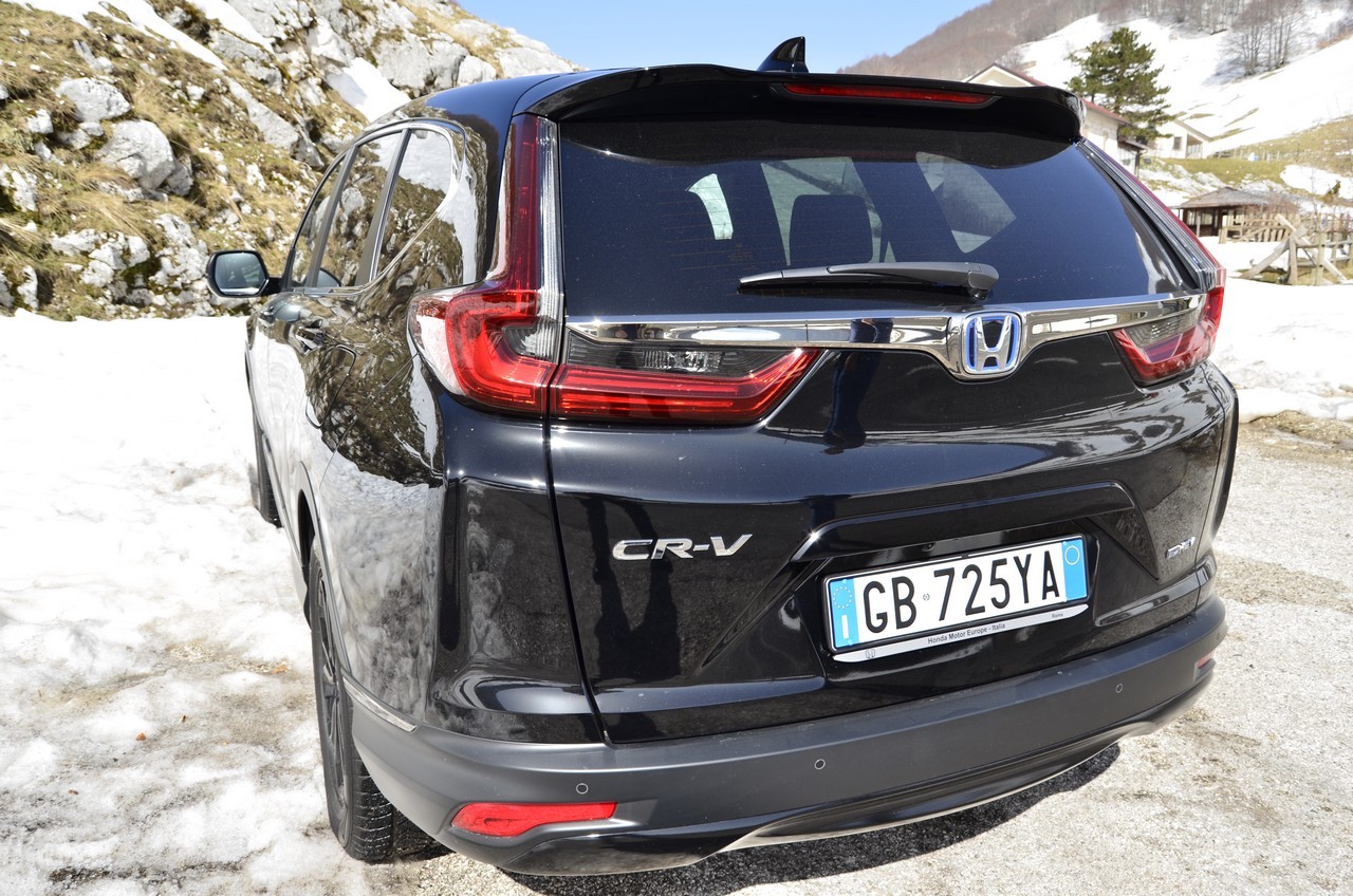 Honda CR-V e:HEV Sport Line: prova su strada