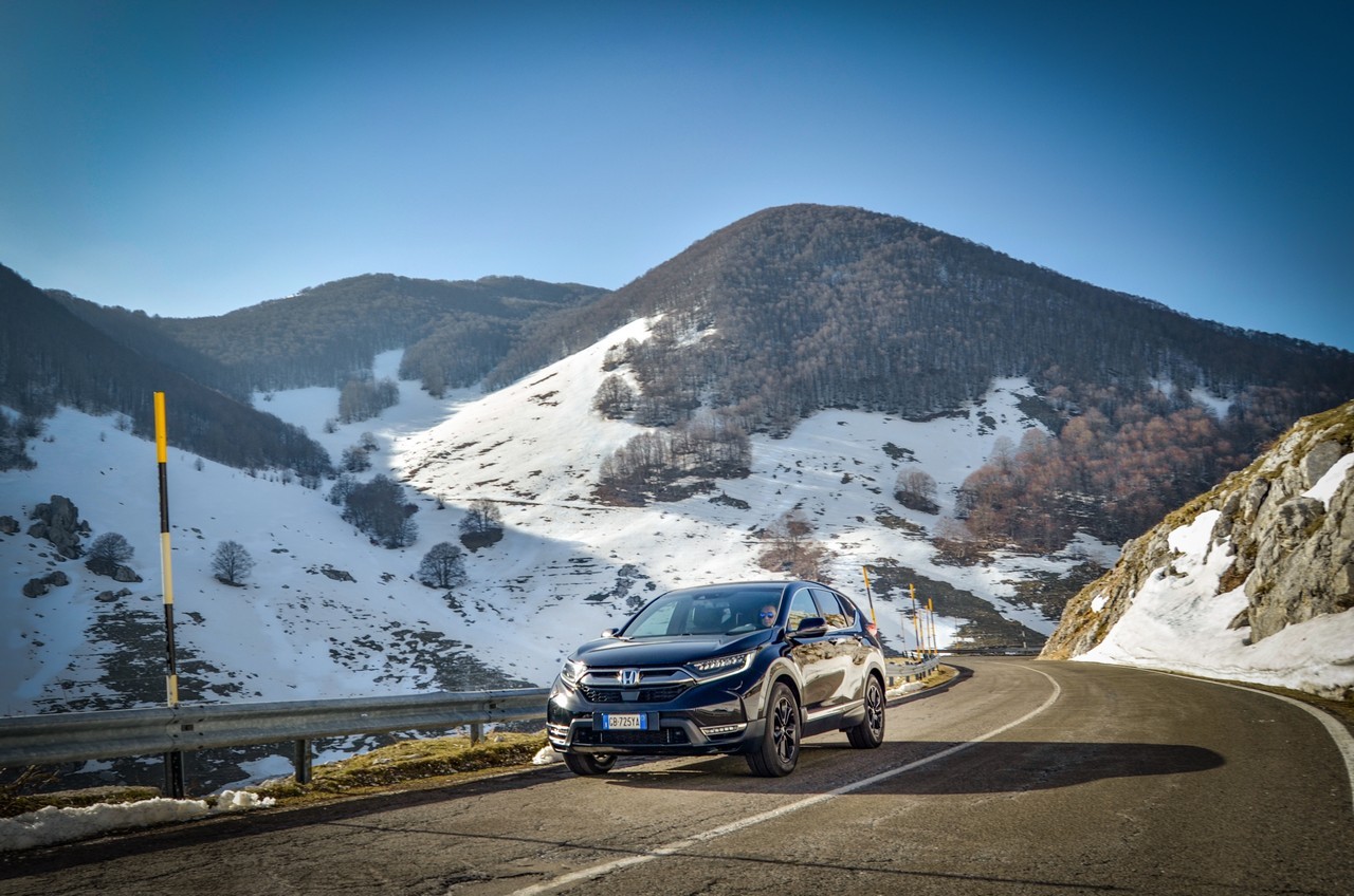 Honda CR-V e:HEV Sport Line: prova su strada