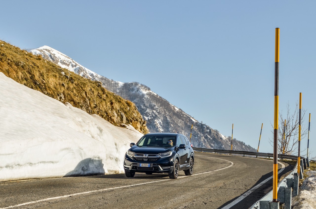 Honda CR-V e:HEV Sport Line: prova su strada