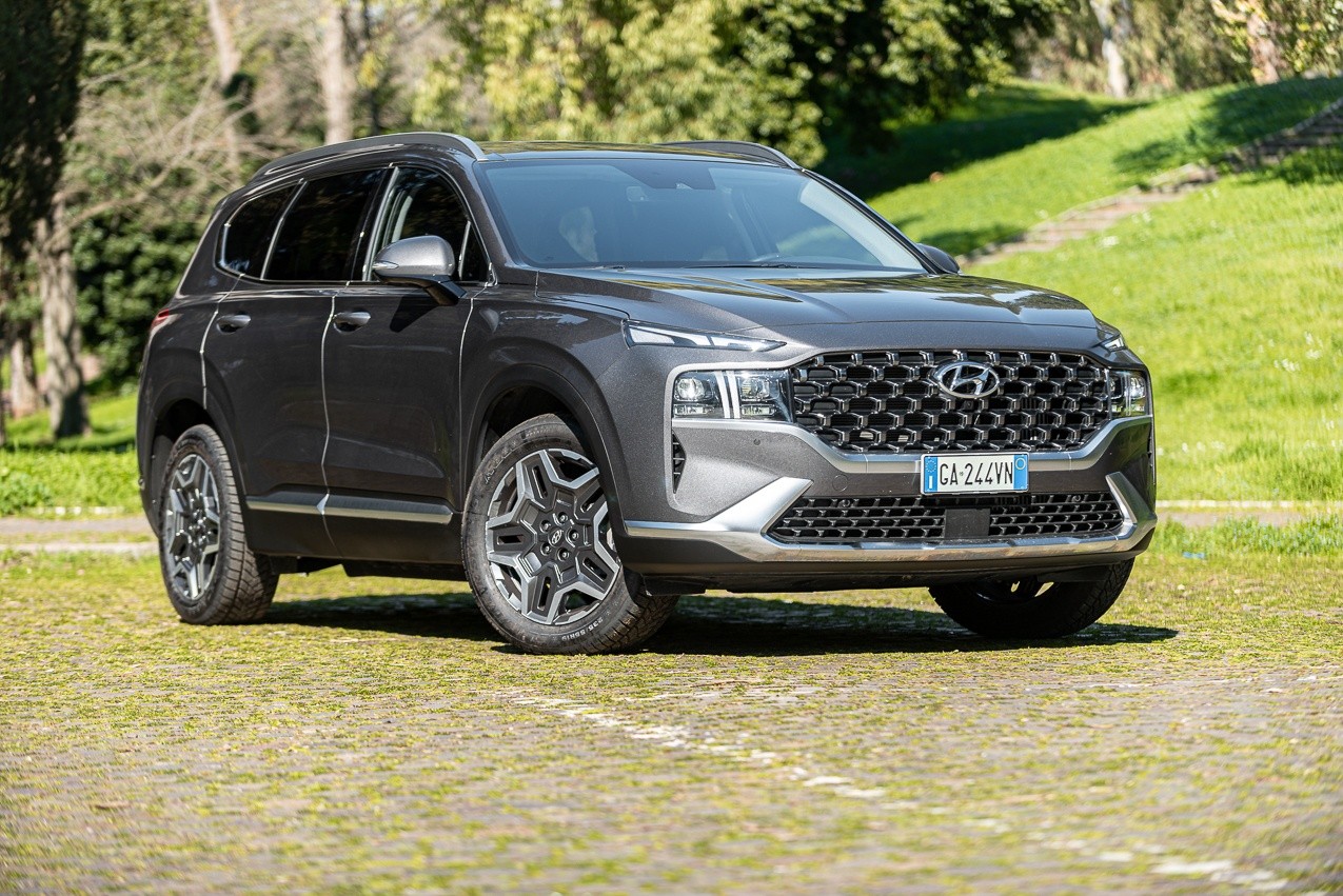 Hyundai Santa Fe 20th Anniversary 4WD: prova su strada