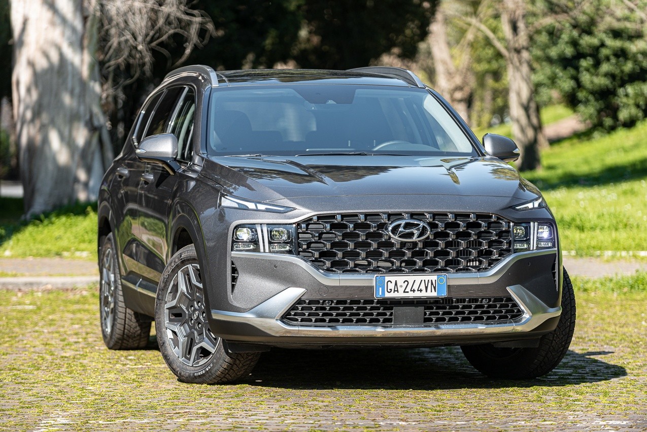 Hyundai Santa Fe 20th Anniversary 4WD: prova su strada