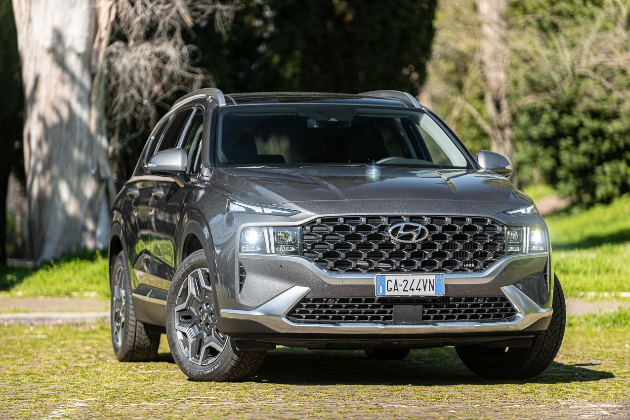 Hyundai Santa Fe 20th Anniversary 4WD: prova su strada