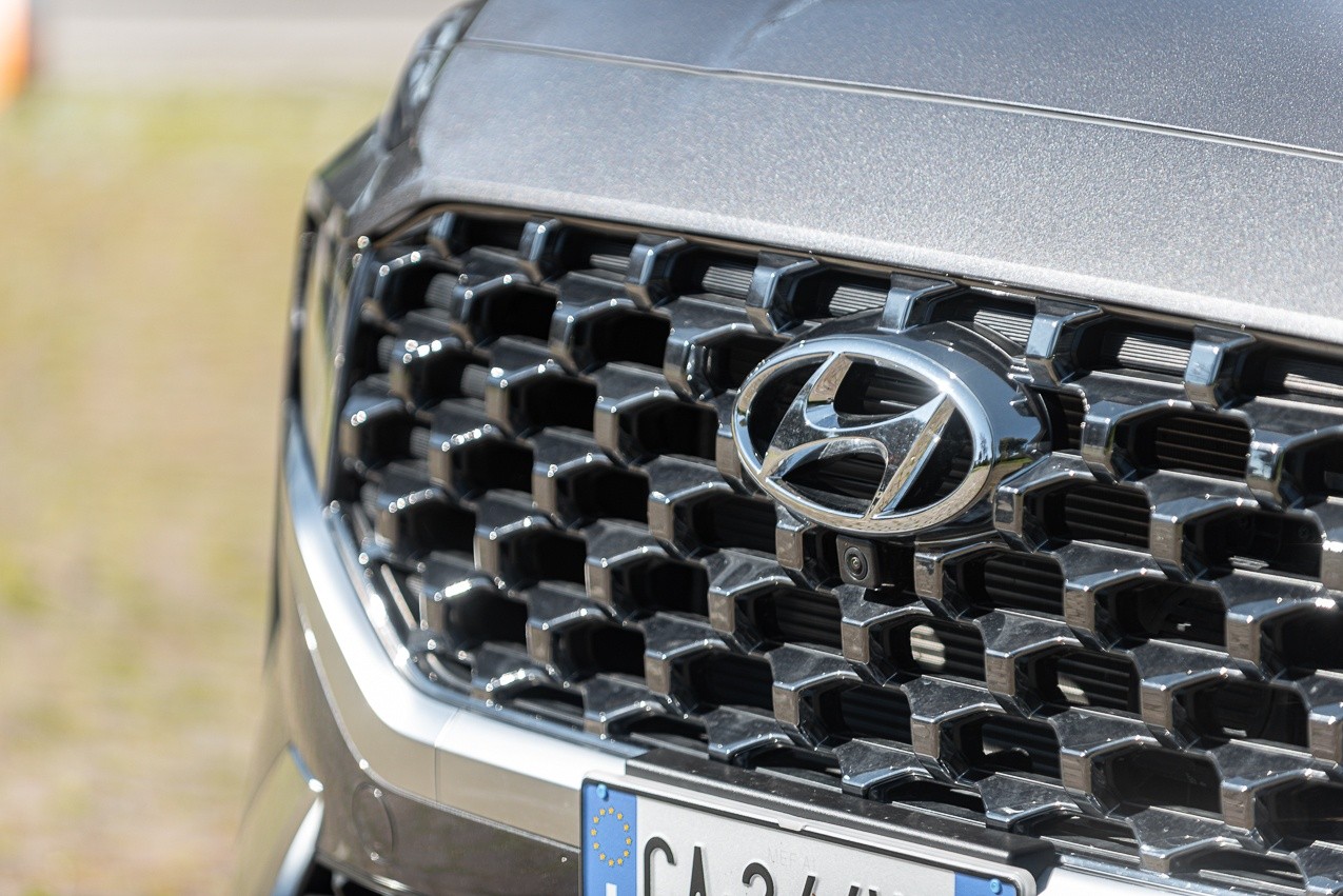 Hyundai Santa Fe 20th Anniversary 4WD: prova su strada