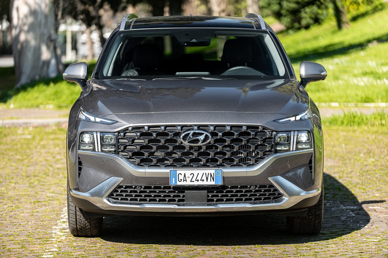 Hyundai Santa Fe 20th Anniversary 4WD: prova su strada