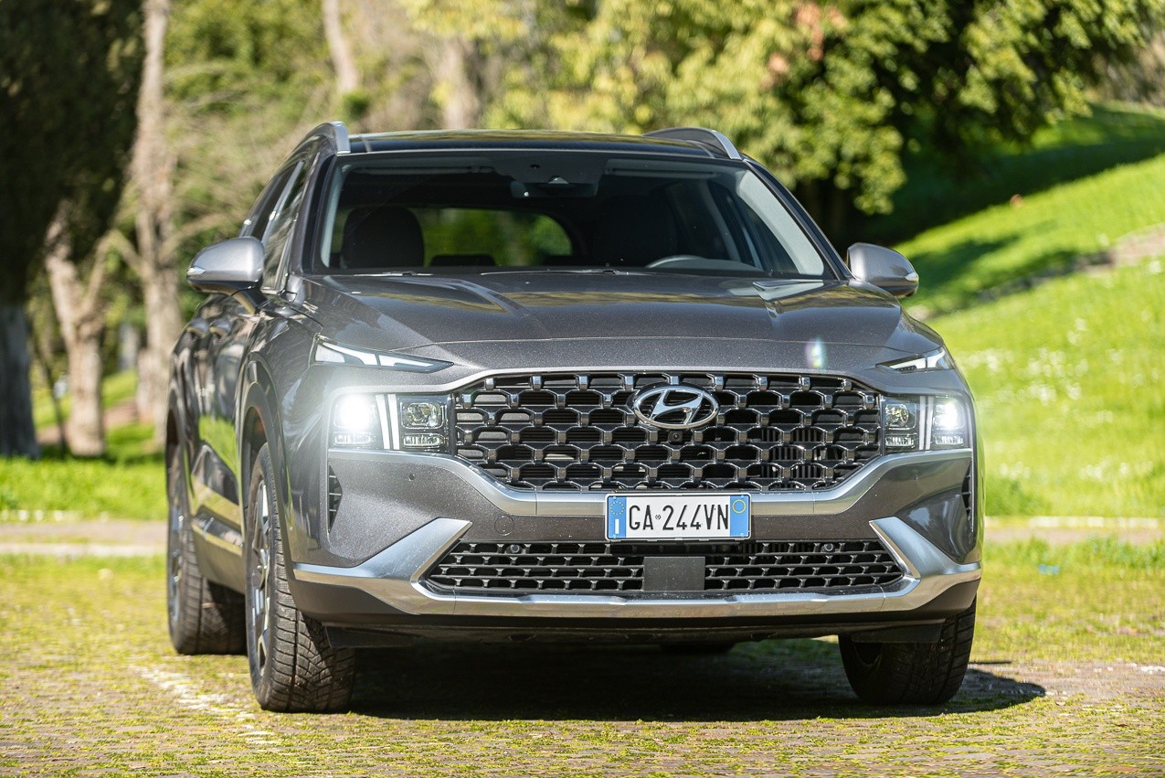 Hyundai Santa Fe 20th Anniversary 4WD: prova su strada