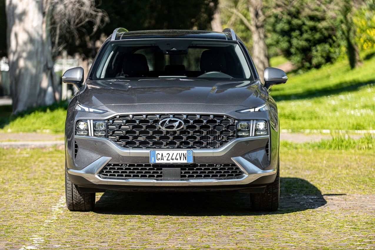 Hyundai Santa Fe 20th Anniversary 4WD: prova su strada