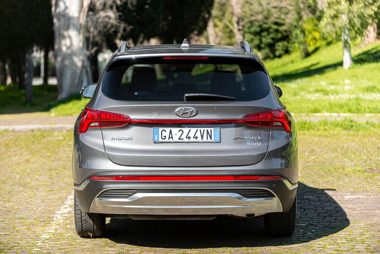 Hyundai Santa Fe 20th Anniversary 4WD: prova su strada