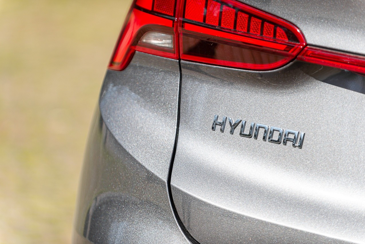 Hyundai Santa Fe 20th Anniversary 4WD: prova su strada