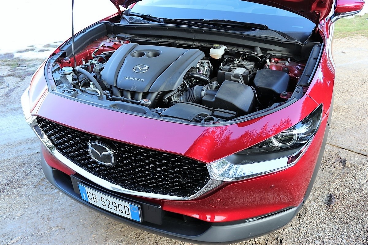 Mazda CX-30 SKYACTIV-G M HYBRID 6MT: la prova su strada