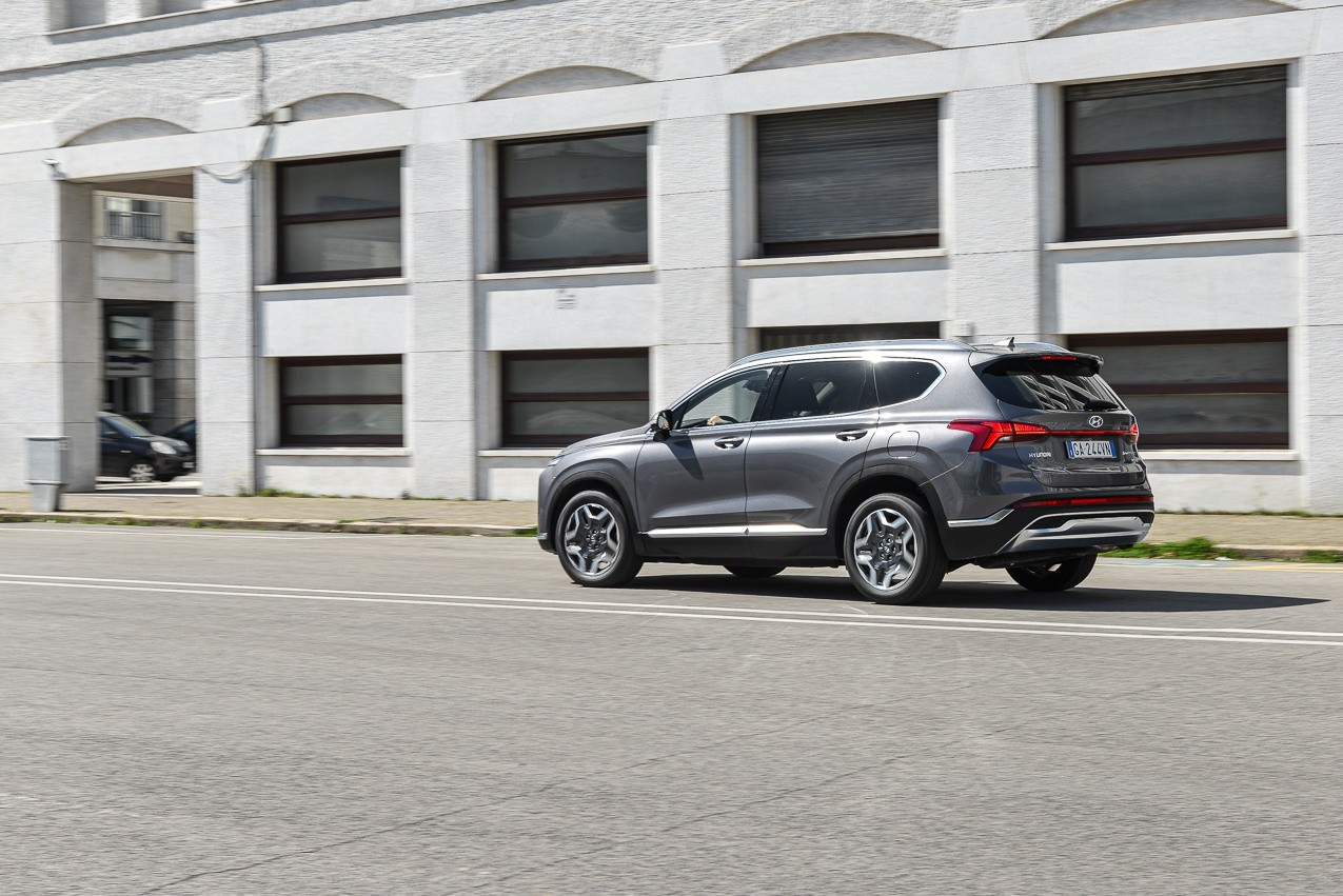 Hyundai Santa Fe 20th Anniversary 4WD: prova su strada