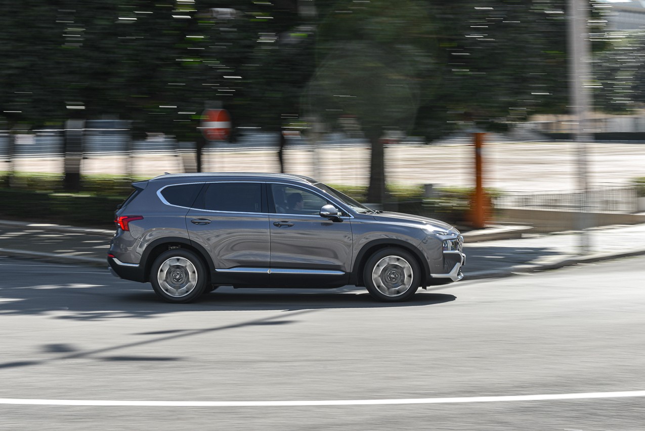 Hyundai Santa Fe 20th Anniversary 4WD: prova su strada