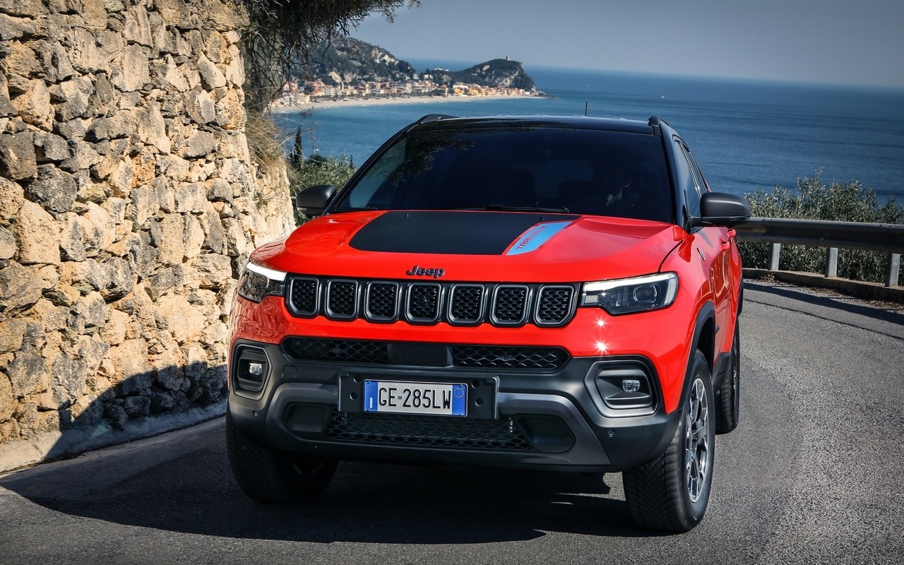 Jeep Compass 2021: nuove immagini ufficiali