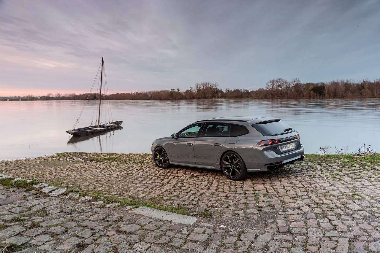 Peugeot 508 Peugeot Sport Engineered 2021: nuove immagini ufficiali