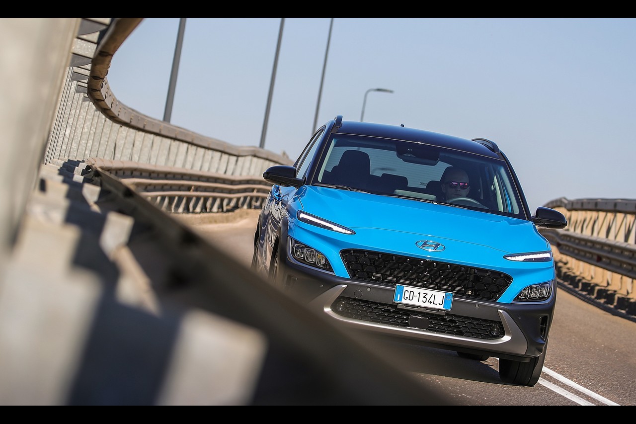 Hyundai Kona 2021: nuove immagini ufficiali