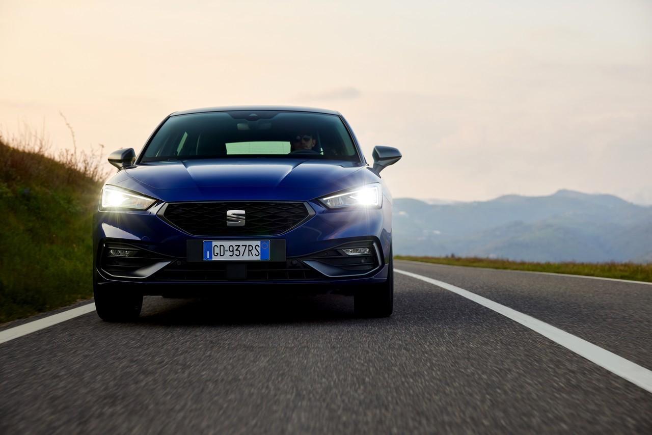 Seat Leon hatchback e Sportstourer TGI 2021: primo contatto