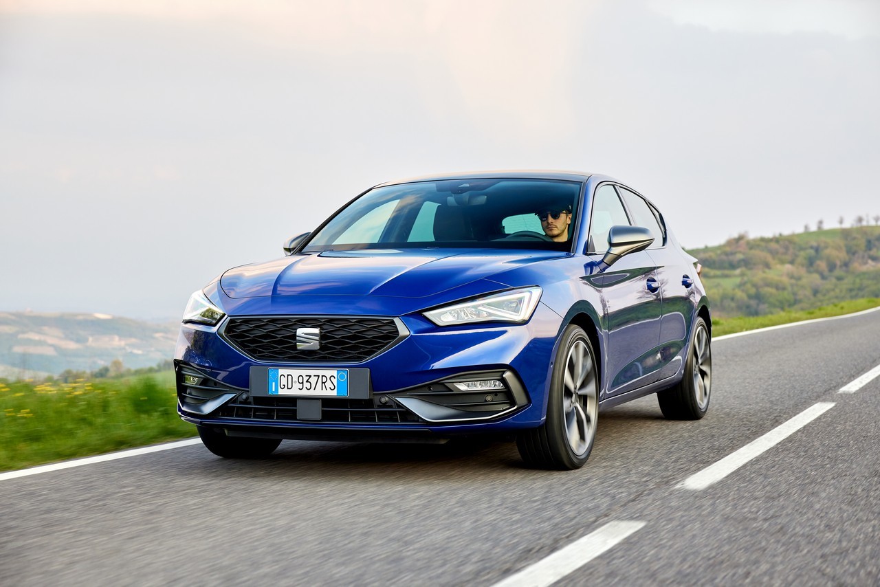 Seat Leon hatchback e Sportstourer TGI 2021: primo contatto