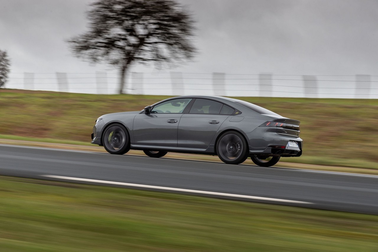 Peugeot 508 Peugeot Sport Engineered 2021: nuove immagini ufficiali