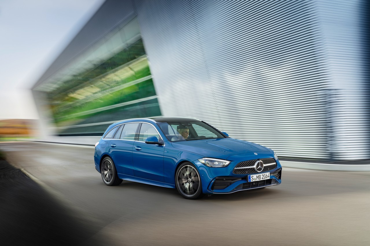 Mercedes Classe C berlina e Station Wagon 2021: immagini ufficiali