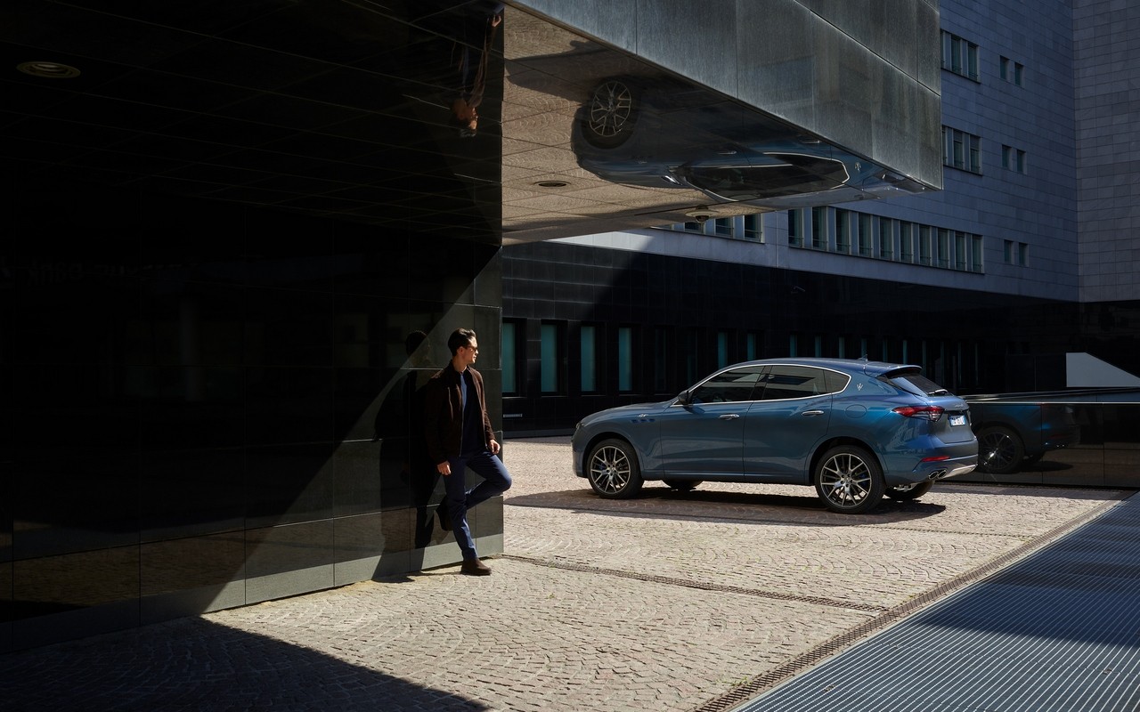 Maserati Levante Hybrid: le immagini ufficiali