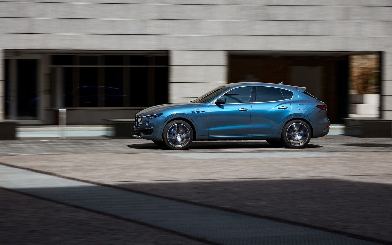 Maserati Levante Hybrid: le immagini ufficiali