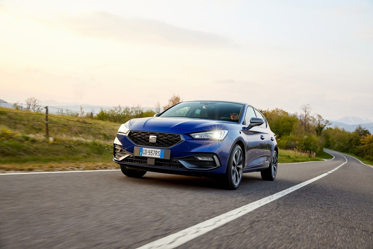 Seat Leon hatchback e Sportstourer TGI 2021: primo contatto