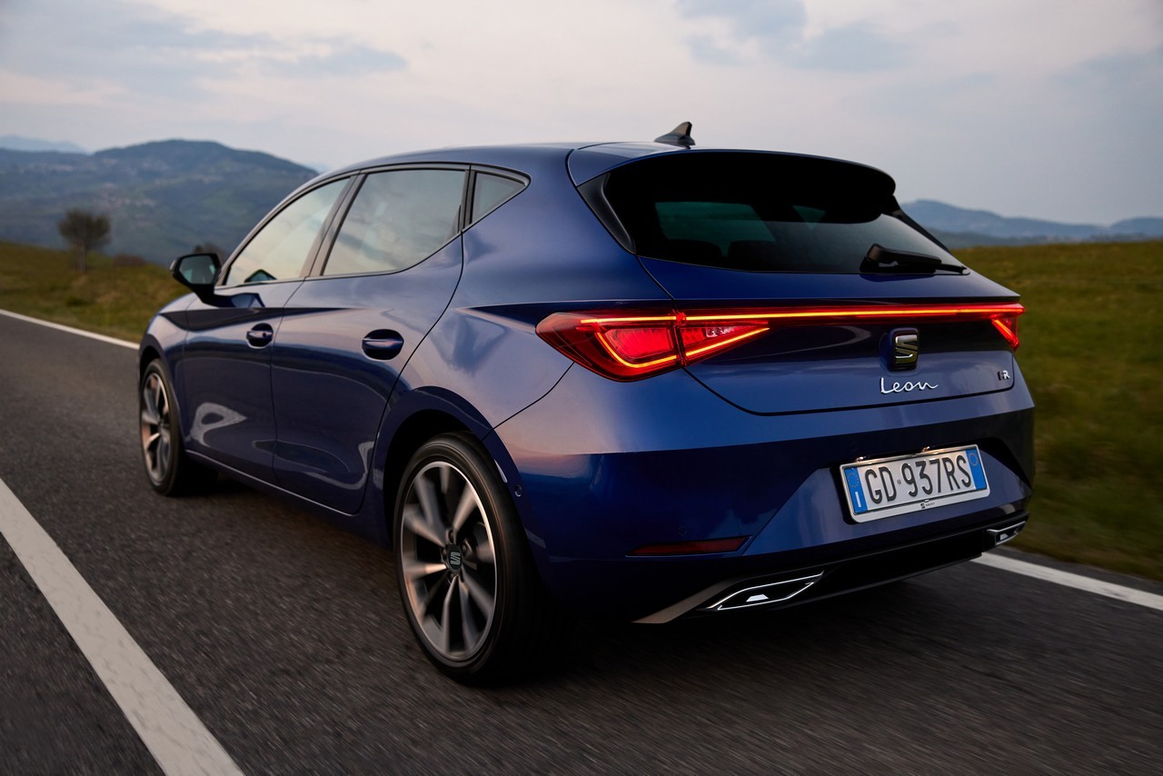 Seat Leon hatchback e Sportstourer TGI 2021: primo contatto