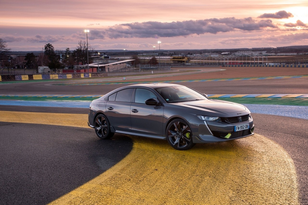 Peugeot 508 Peugeot Sport Engineered 2021: nuove immagini ufficiali