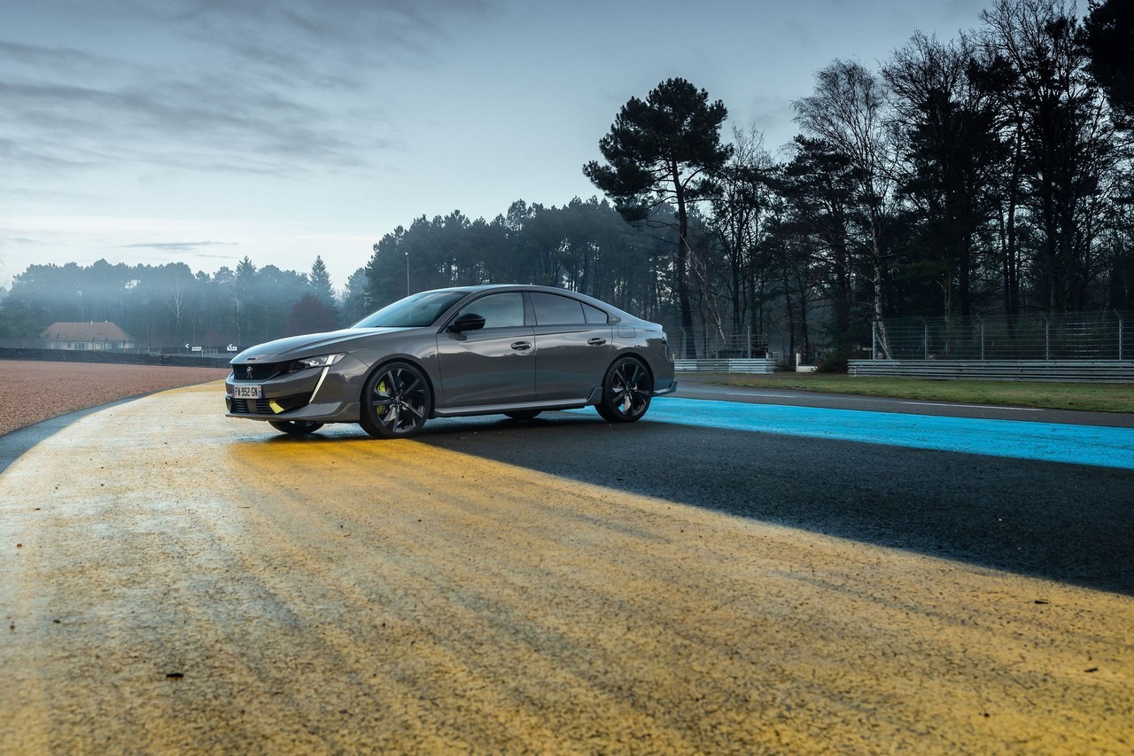 Peugeot 508 Peugeot Sport Engineered 2021: nuove immagini ufficiali