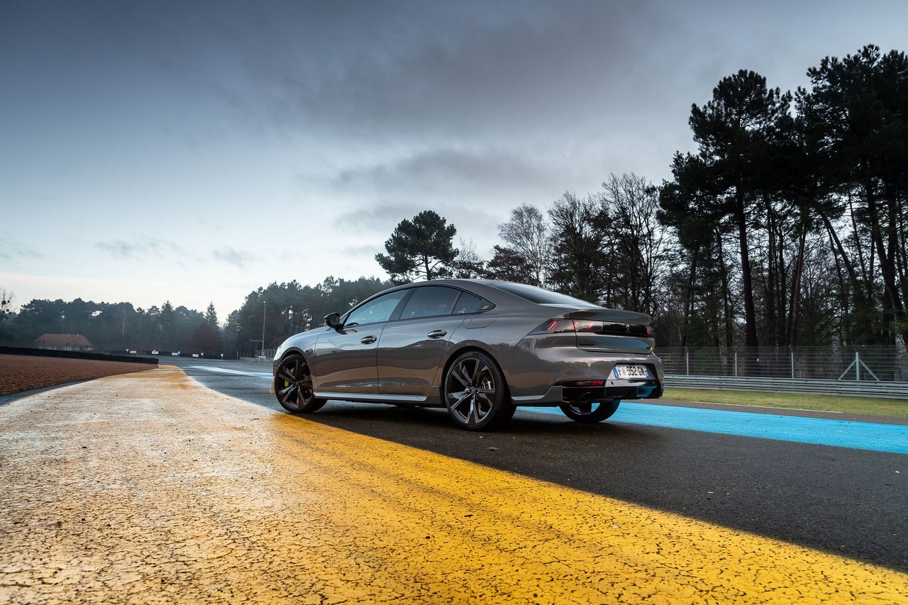 Peugeot 508 Peugeot Sport Engineered 2021: nuove immagini ufficiali