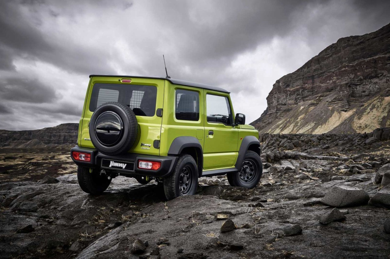 Suzuki Jimny Pro 2021: immagini ufficiali