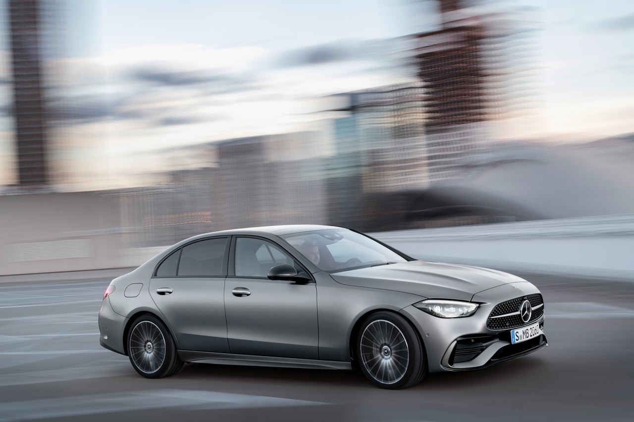 Mercedes Classe C berlina e Station Wagon 2021: immagini ufficiali