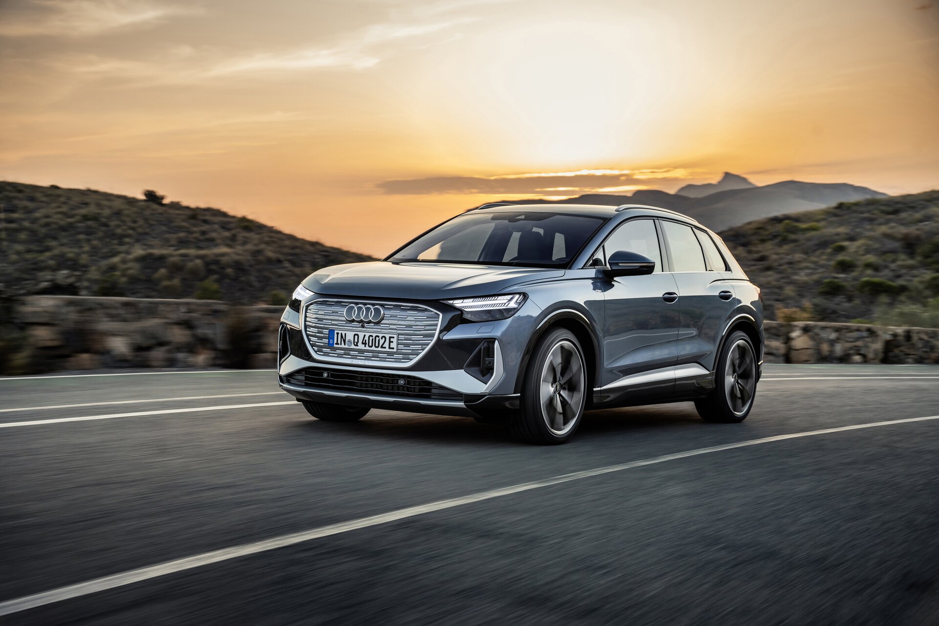 Audi Q4 e-tron e Q4 Sportback e-tron: le immagini ufficiali