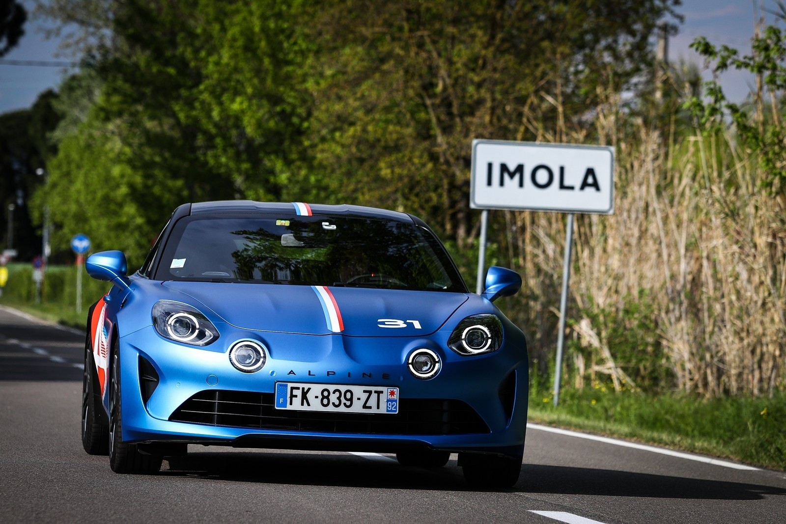 Alpine A110 Trackside: immagini ufficiali