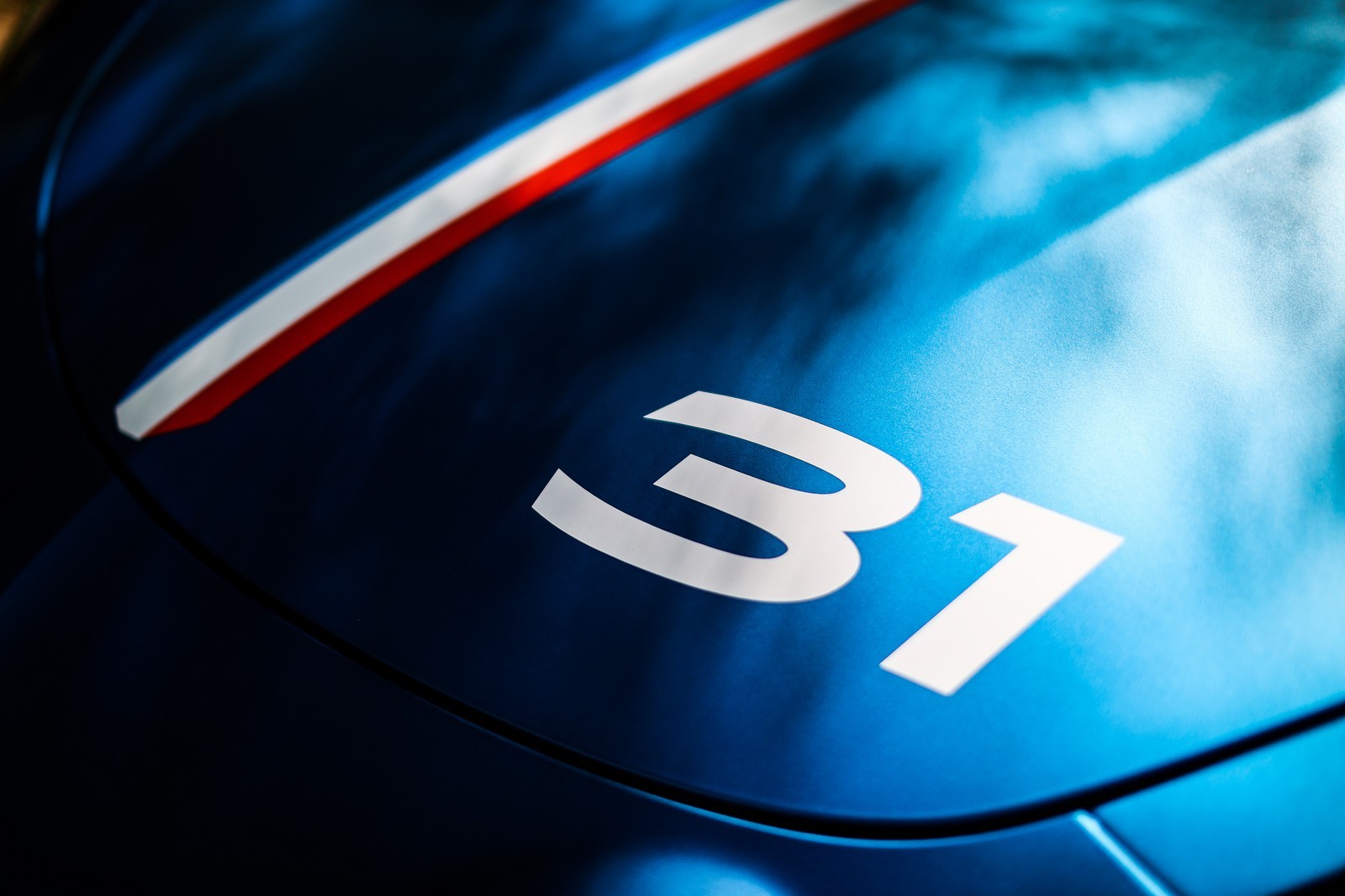 Alpine A110 Trackside: immagini ufficiali