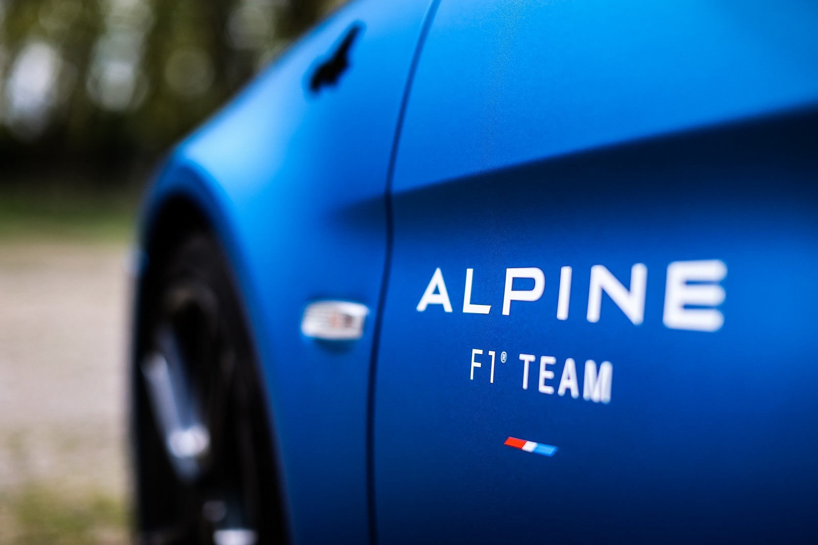 Alpine A110 Trackside: immagini ufficiali