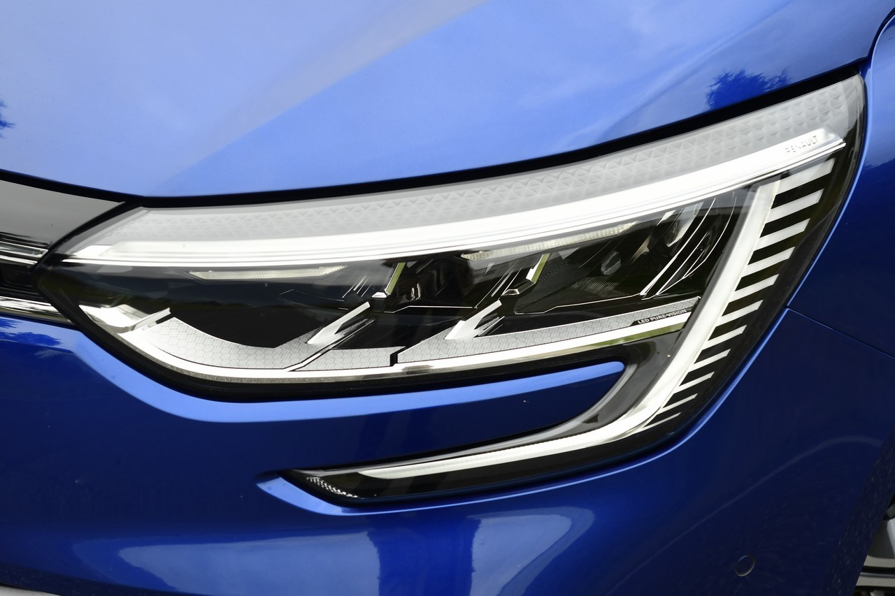 Renault Megane E-Tech Plug-in: la prova su strada