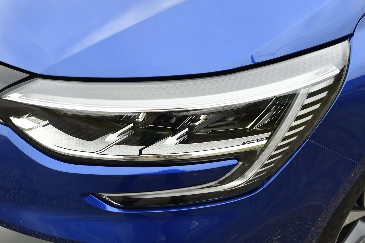 Renault Megane E-Tech Plug-in: la prova su strada