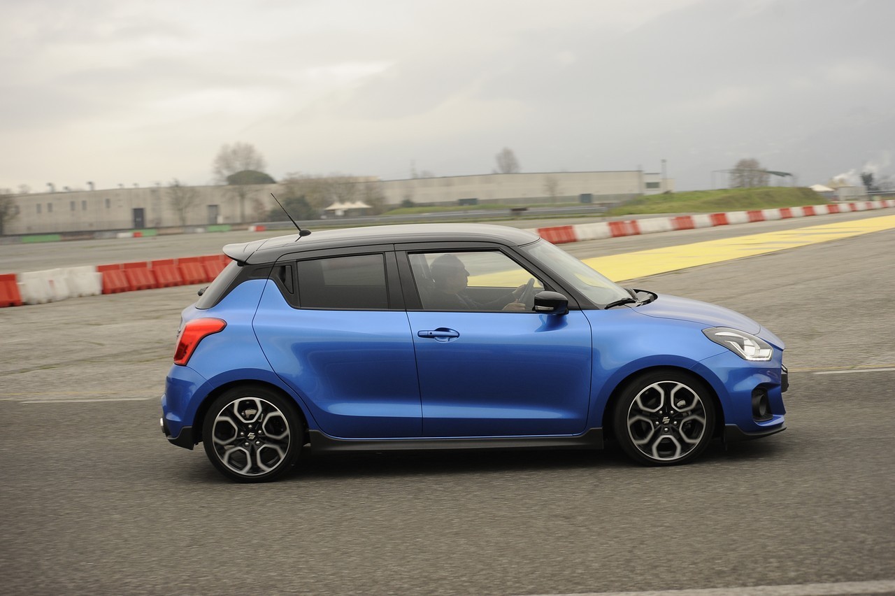 Suzuki Swift Sport Hybrid: la prova su strada