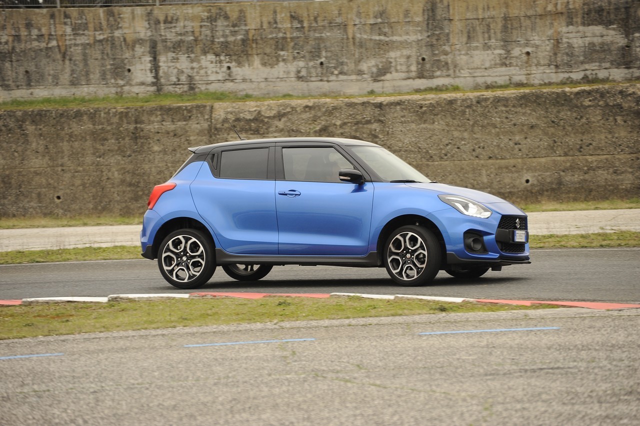 Suzuki Swift Sport Hybrid: la prova su strada