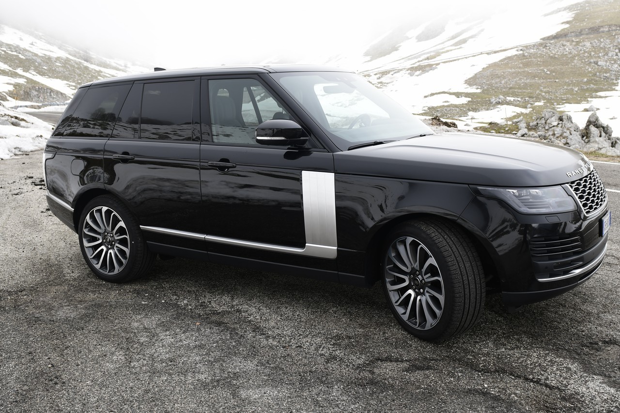 Range Rover 3.0 SDV6 Vogue: prova su strada