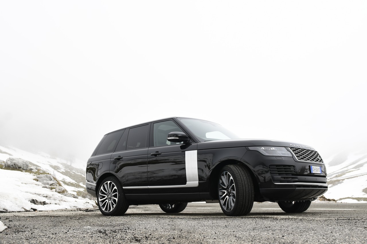 Range Rover 3.0 SDV6 Vogue: prova su strada